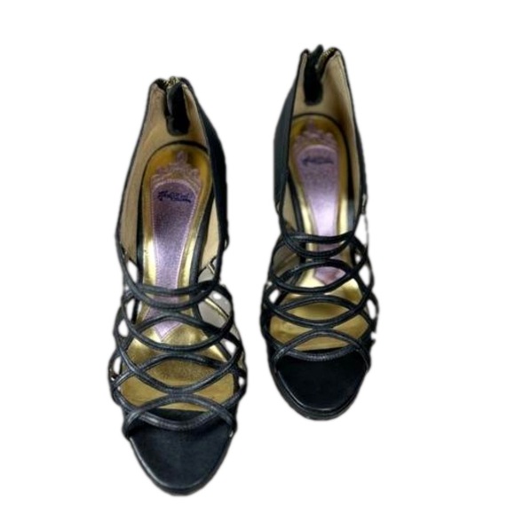 Hale Bob Sexy Black Leather Strappy Stiletto‎ Heels - Picture 2 of 6